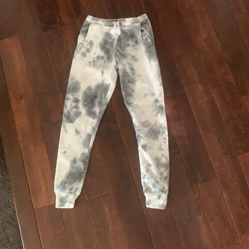 Basic joggers - Picture 1 of 1